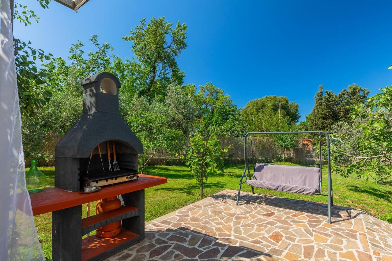 Holiday House Chill Out Loborika Marčana Zewnętrze zdjęcie
